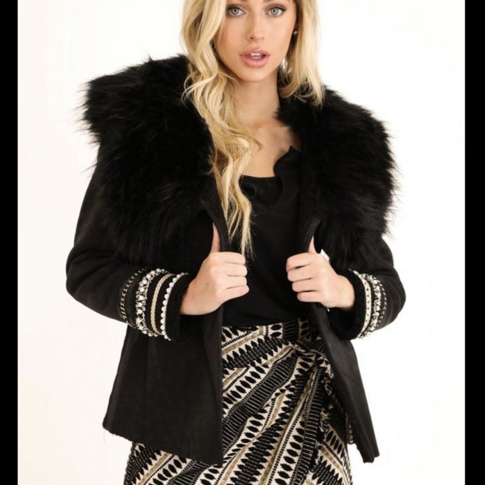 Lagerfield Coat w/ Fur Collar